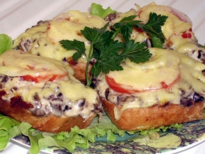 Бутерброды с грибами и сыром
